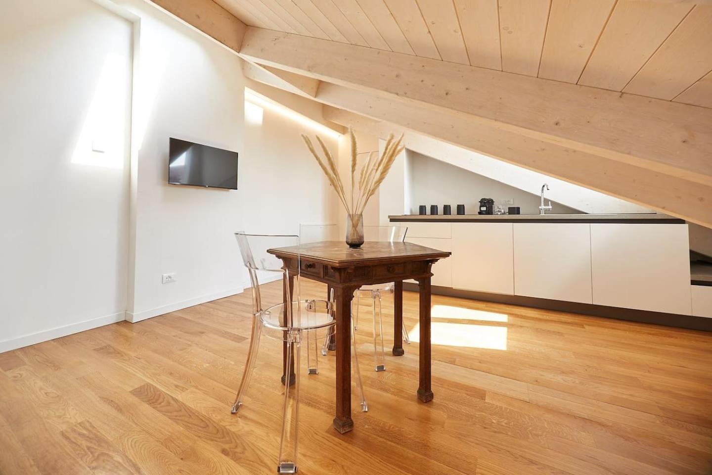 Appartamento The Attic 18 Milano Esterno foto